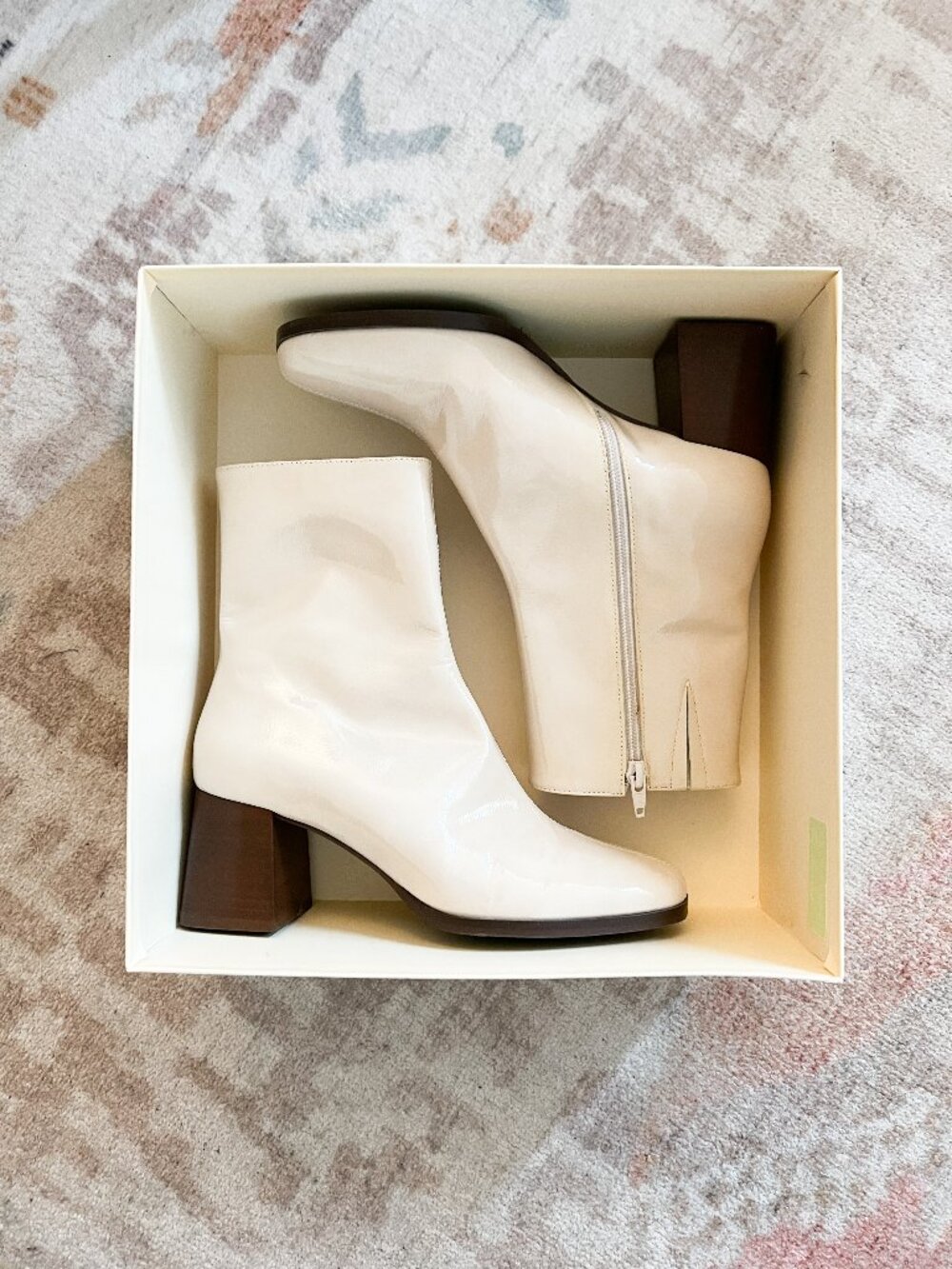 ✨ New ✨ Sezane - Axelle Ankle Boots - Patent Leather - White Laquer - size EU39